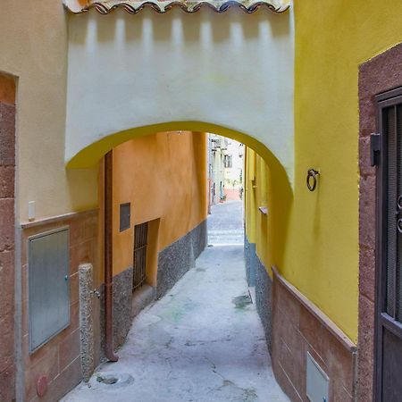Sardinian Gallery Fonte ボーザ エクステリア 写真