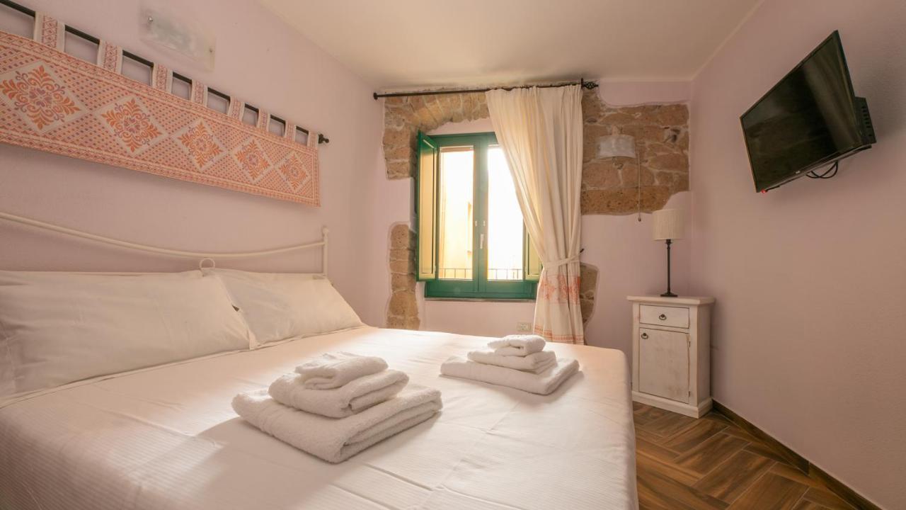 Sardinian Gallery Fonte ボーザ エクステリア 写真